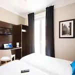 Atrium Mondial Hotel