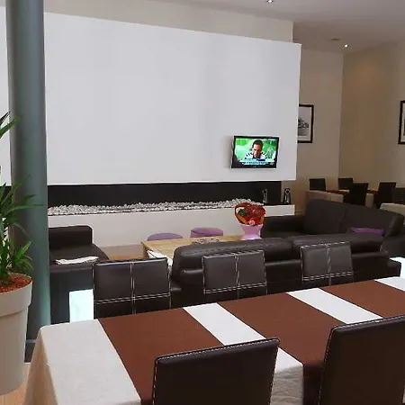 Atrium Mondial 3* Lourdes