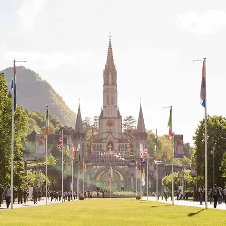 Atrium Ξενοδοχείο Λούρδη