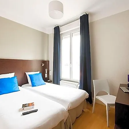 Atrium Mondial Hotel