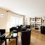 Готель Atrium 3*