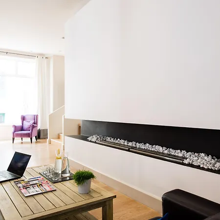 Ξενοδοχείο Atrium 3*